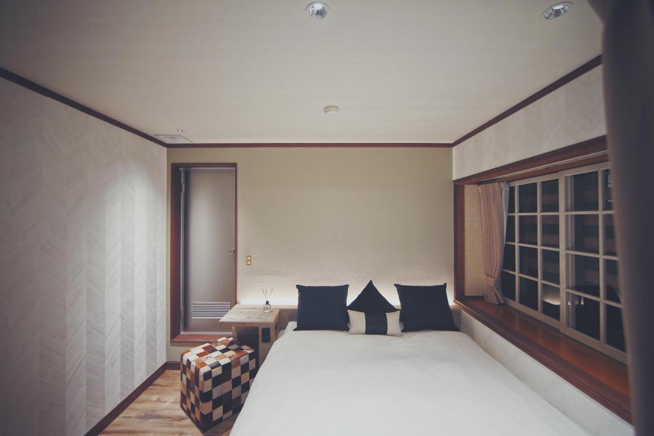 Apricot Pension Hakuba Exteriör bild