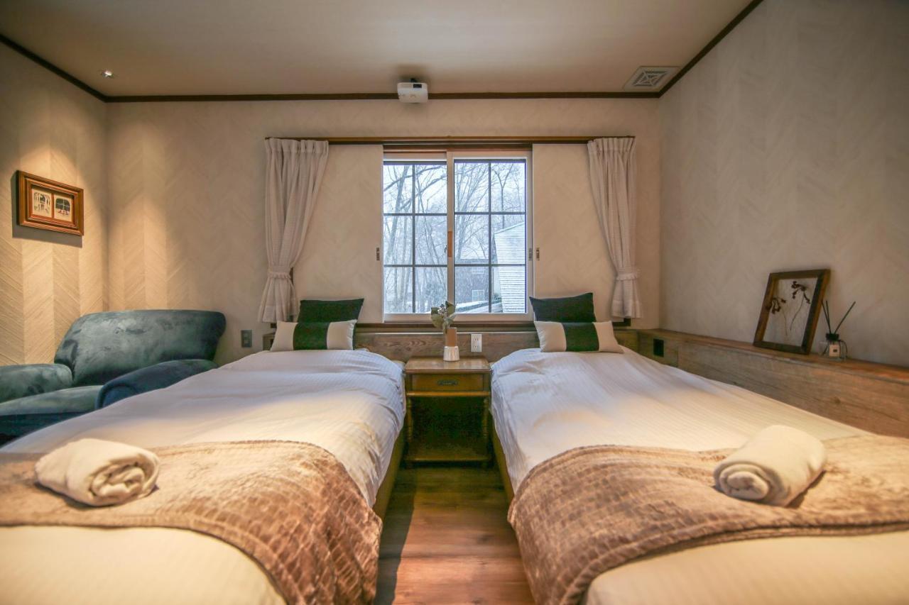 Apricot Pension Hakuba Exteriör bild