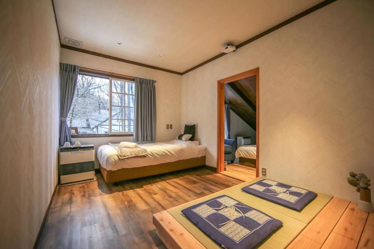 Apricot Pension Hakuba Exteriör bild